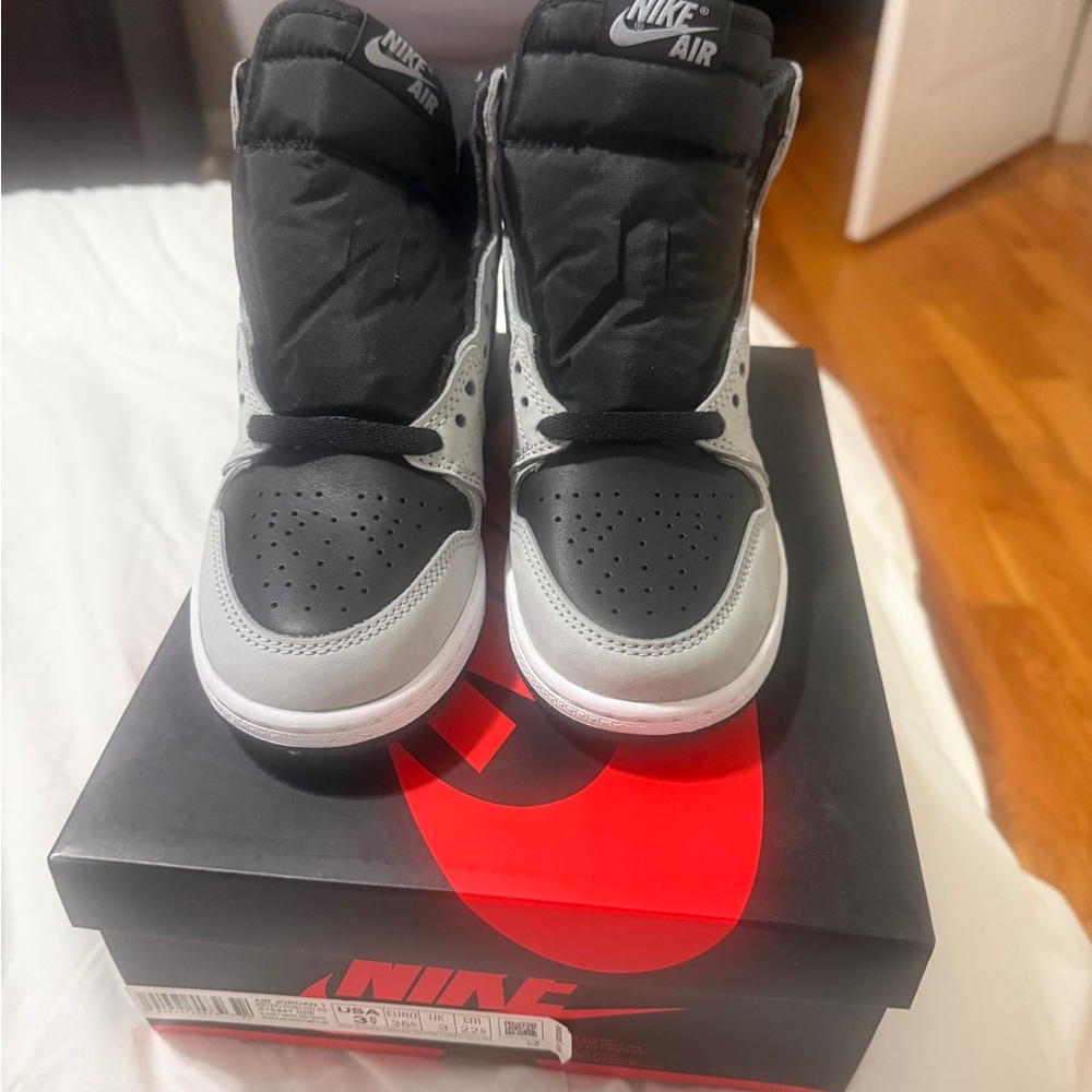 Jordan 1 Shadow GS - Picture 4 of 5